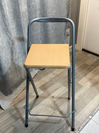 2 Sedie Pieghevoli in Legno e Metallo