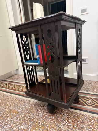 Libreria girevole inglese restaurata