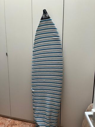 Tabla de surf ( funda Ocean Earth de regalo)