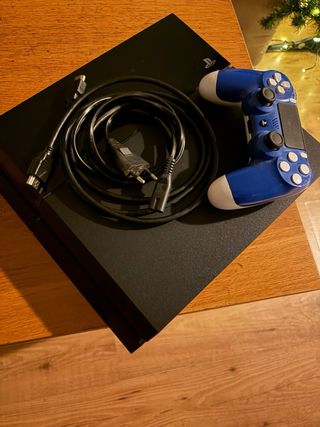 Consola PS4 + Mando Azul original