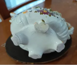 Brocca decorata in ceramica