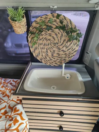 Volkswagen Caravelle 2010