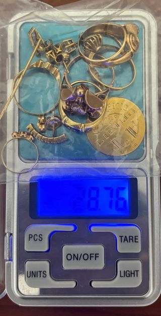 Lote variado de joyas de Oro 18k.