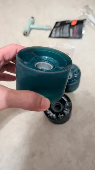 Carver Roundhouse Ecothane 75mm x 81A