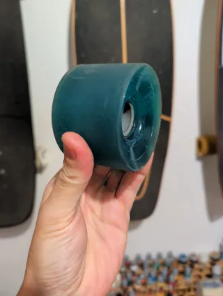 Carver Roundhouse Ecothane 75mm x 81A