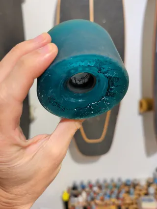 Carver Roundhouse Ecothane 75mm x 81A