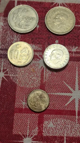 Lote 18 monedas: Sri Lanka, Turquía, Indonesia...