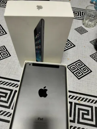 Tablet gris iPhone para disfrutar funciona perfect