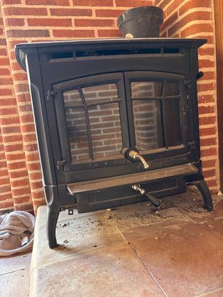 Chimenea Hergom Benington Negra