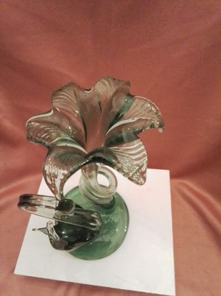 Florero de cristal verde