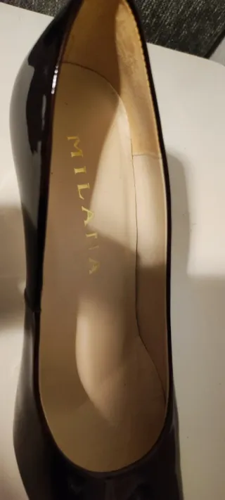 Zapatos de tacón en piel, charol color burdeos