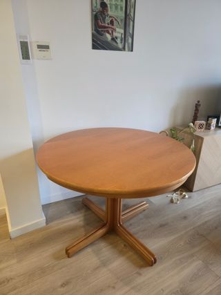 Mesa redonda extensible