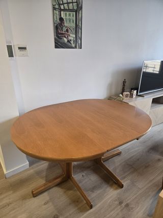 Mesa redonda extensible