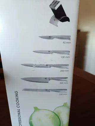 Set di 5 coltelli in acciaio inossidabile K con blocco