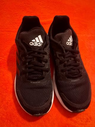 Zapatillas Adidas Running Negras y Grises