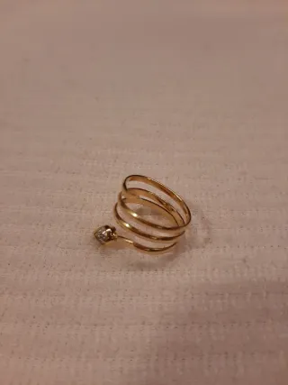 Anillo ajustable con piedra lágrima