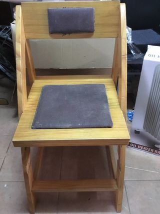 Silla ergonómica de madera para niño