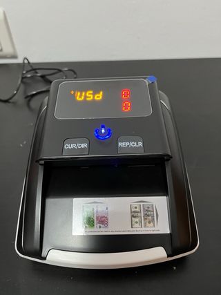 Contatore e rilevatore di banconote