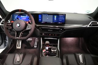 BMW M4 2024 xdrive buckets + frenos carbono 530cv