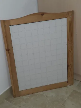 Specchio antico con cornice in legno