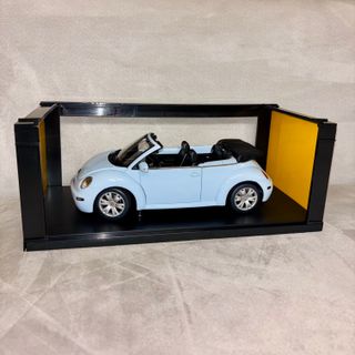 Volkswagen New Beetle Cabriolet 1:18 AUTOart
