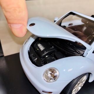 Volkswagen New Beetle Cabriolet 1:18 AUTOart