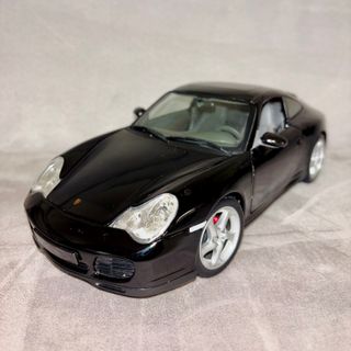 Porsche 911 996 Carrera 4S Maisto 1:18