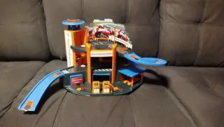 Garage Repsol Honda Team No incluye moto