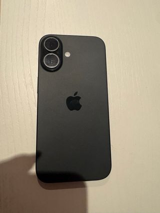 iPhone 16 Nero