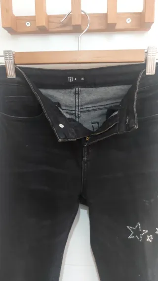 Pantalón vaquero con estrella