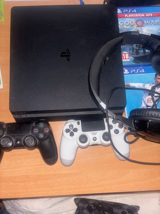 PS4 (PlayStation 4) Negra,