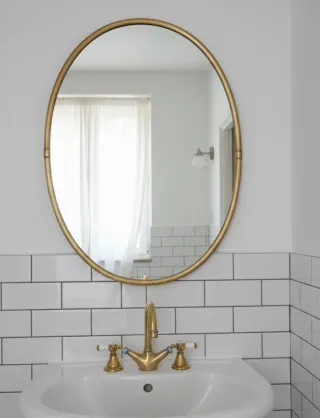 Specchio Ovale Dorato in Metallo Mid Century