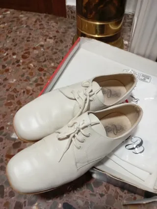 Zapatos blancos de vestir,comunión