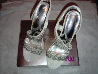 Accessori da Sposa con Perle e Pizzo