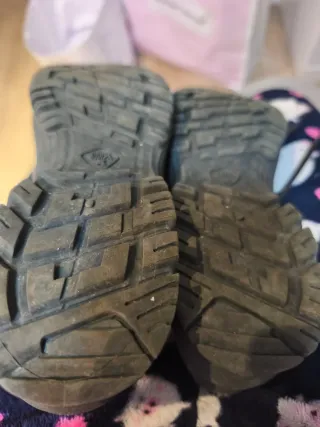 Zapatos de montaña Quechua azul y rosa