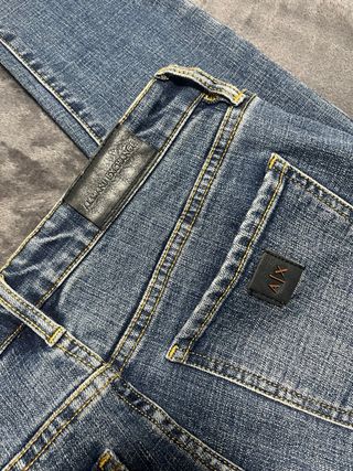Vaqueros Armani