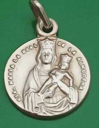 Medalla Plata Virgen de la Almudena