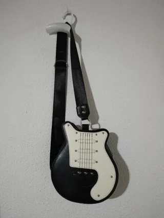Bolso Guitarra pequeño de Cuero Duro Resistente