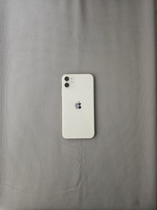 iPhone 11 64GB