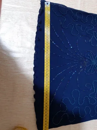 TOP "Wangli "Viscosa .Scollo a V Disegno con appli