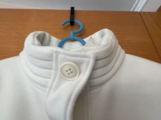 Abrigo blanco sin estrenar con etiqueta