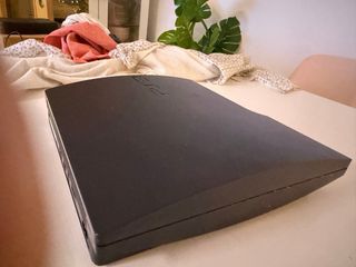 PS3 Slim 320GB Negra