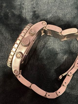 Reloj Nixon Cronógrafo Plateado