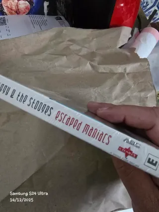 Iggy Pop & The Stooges - Escaped Maniacs DVD+CD