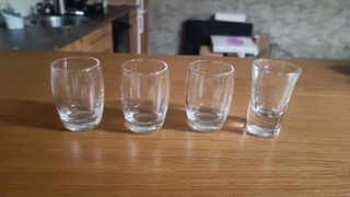 Juego de 4 vasos de cristal chupito