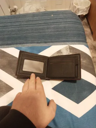 Cartera hombre marrón a estrenar