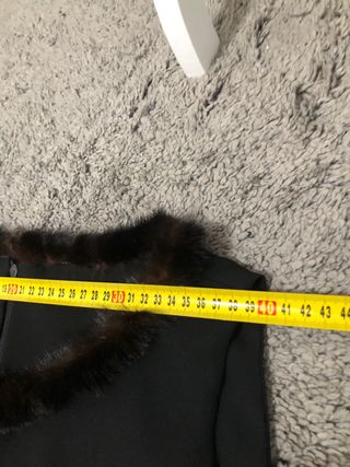 Abito lungo nero con pelliccia taglia 46