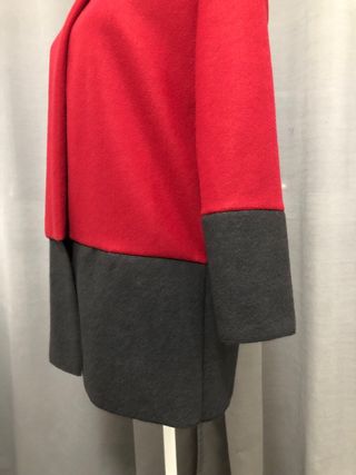 Giacca donna rossa e nera taglia 2