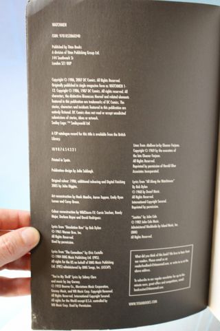 Comic. Watchmen. Moore y Gibbons. Titan Books, 1987.