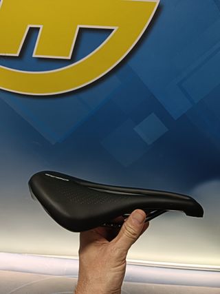 sillin Ec90 en perfecto estado, observa las fotos